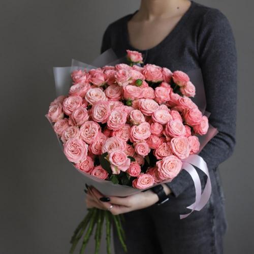 Madame Bombastic spray rose -  19 кустовых роз