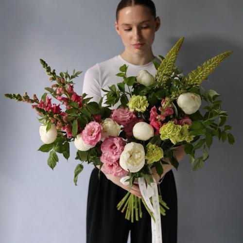 Surprise on a florist taste, light -  Размер M
