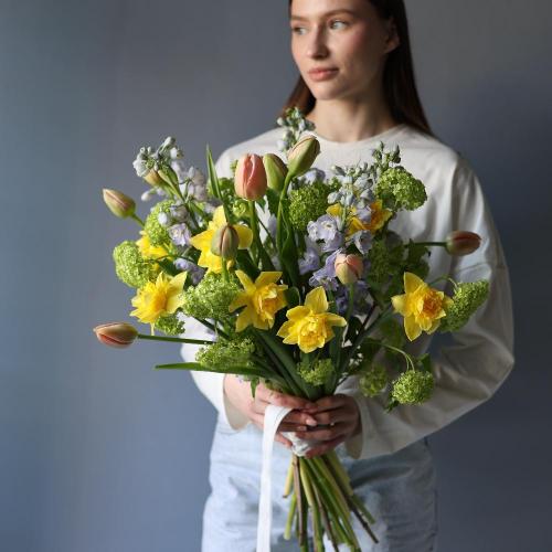 Designer bouquet "Silent Spring" -  Размер M