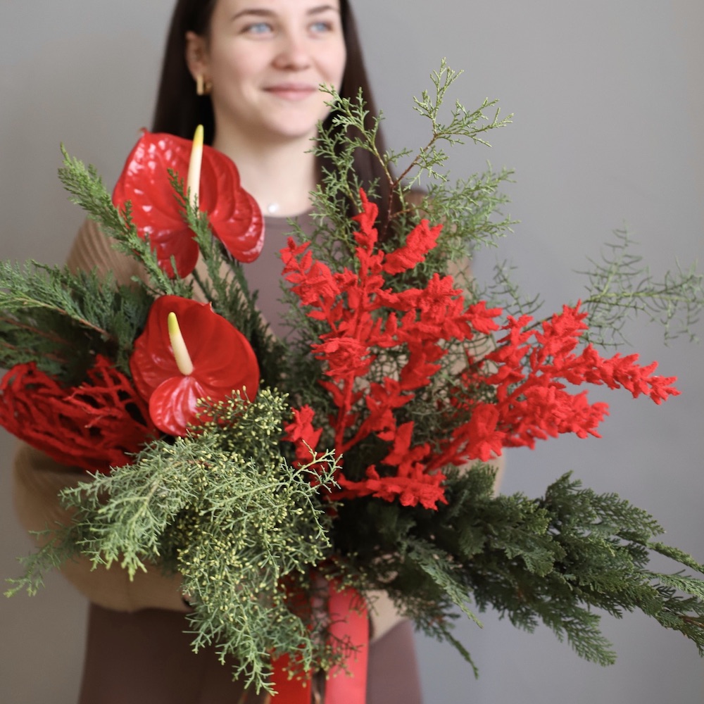 Winter bouquet “Red Velvet”