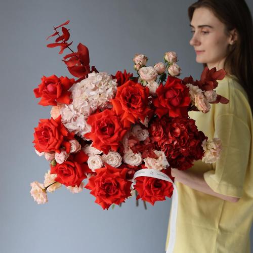 Red signature bouquet - Размер L