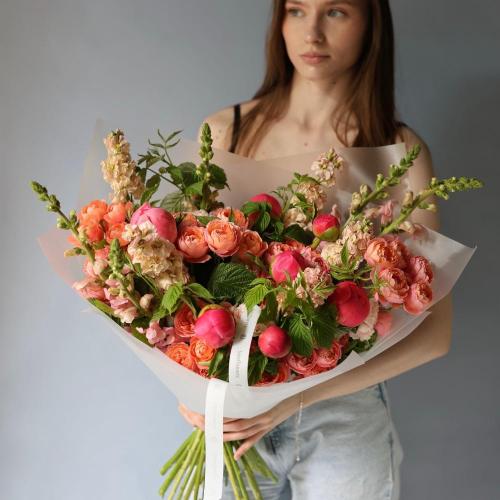 Coral bouquet compliment -  Размер L