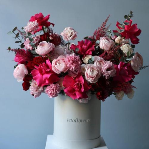 Pink signature hat box - Размер XL 