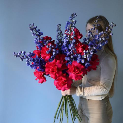 Bouquet of French Roses and Delphinium -  Размер M