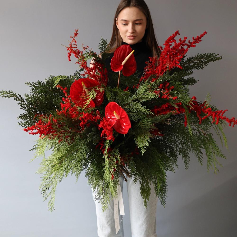 Winter bouquet “Red Velvet”, size M