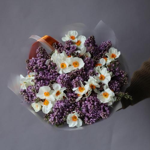 Lilac with Daffodils -  Размер M