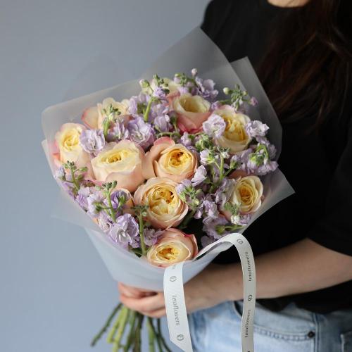 Compliment Bouquet “A Rose for the Prince” -  Размер S