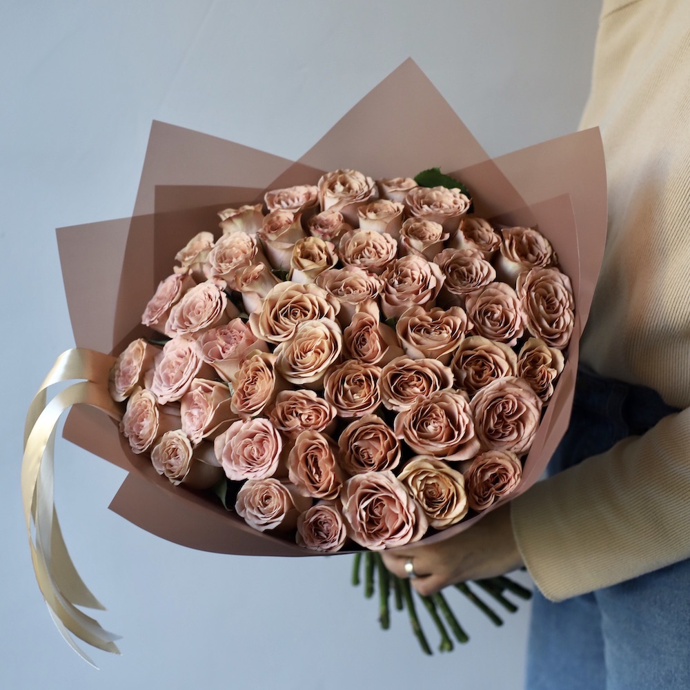 “Cappuccino roses”, size 49
