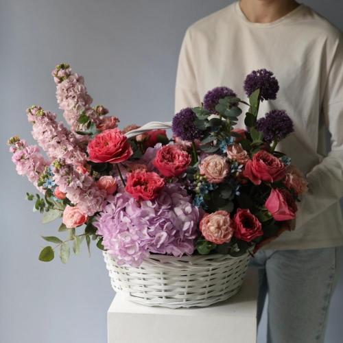 Signature basket-surprise, bright -  Размер L