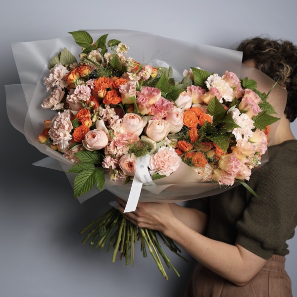 Peachy signature bouquet - Размер L