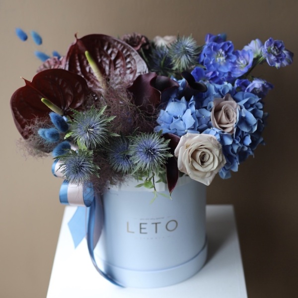 Blueberry signature hat box -  Размер L 