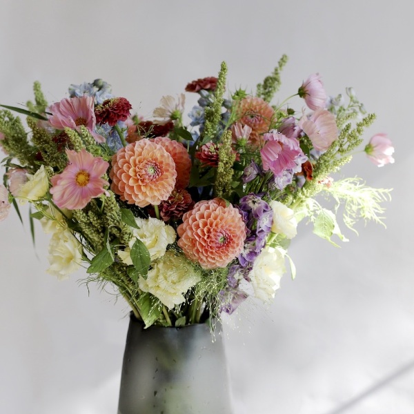 Watercolor bouquet in a vase - Размер L