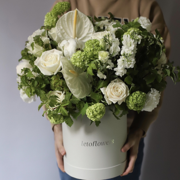 "Apple Fresh" Compliment in a hat box - Размер L