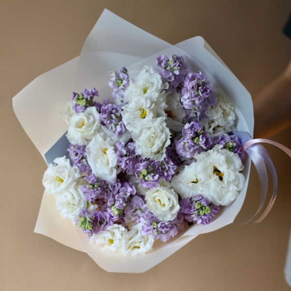 Stock with Lisianthus - Размер S