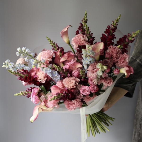 Berry signature bouquet -  Размер M 