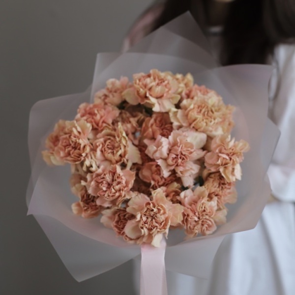 Caramel Carnations - 19 гвоздик