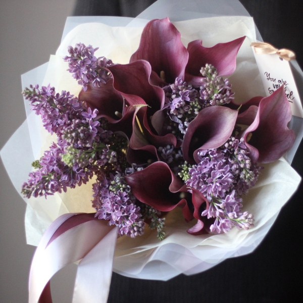 Calla lily with Lilac, dark - Размер S