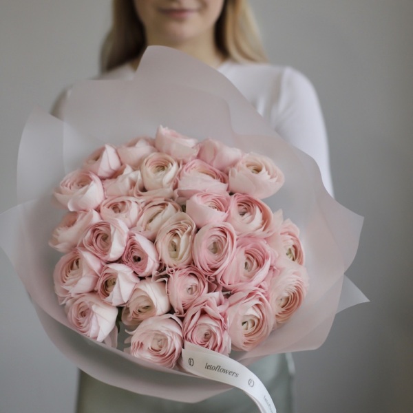 Light-Pink Ranunculus - 19 ранункулюсов 