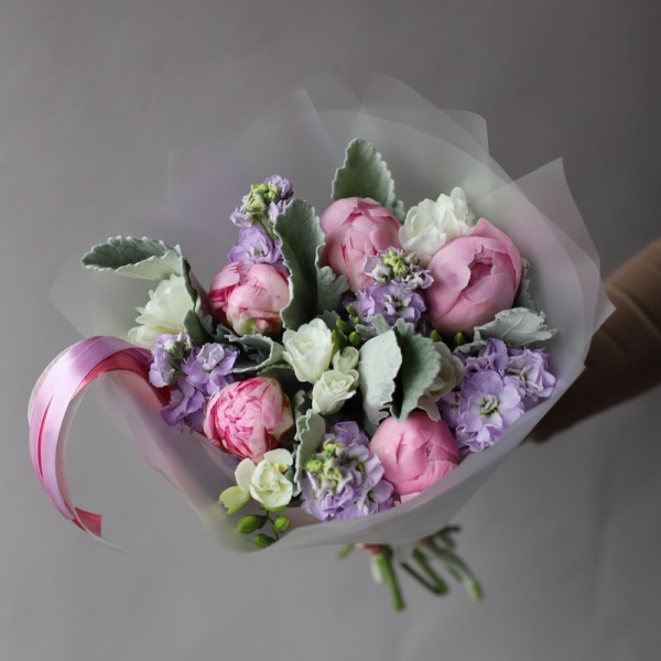 Peony with Stock and Freesia - Размер S