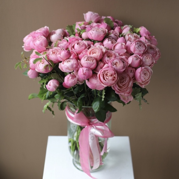 Spray Roses in a vase - 29 кустовых роз