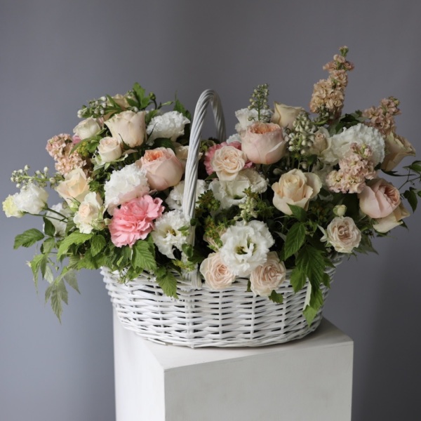 Signature basket-surprise, light -  Размер M 