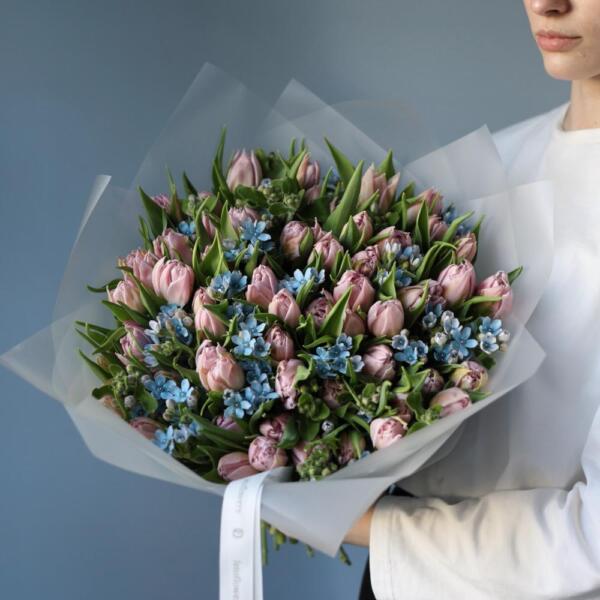 Tulips with Oxypetalum - Размер L