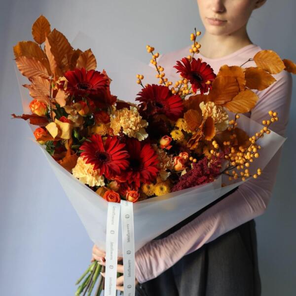 Surprise on a florist taste, bright - Размер M