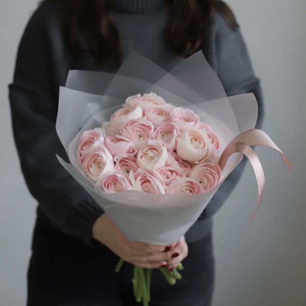 Light-Pink Ranunculus - 19 ранункулюсов