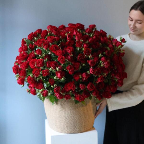 Spray Roses in a basket - Размер XL