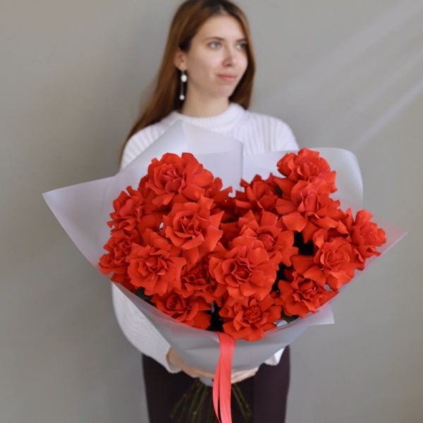 Bouquet of scarlet roses "Nina" - 25 роз