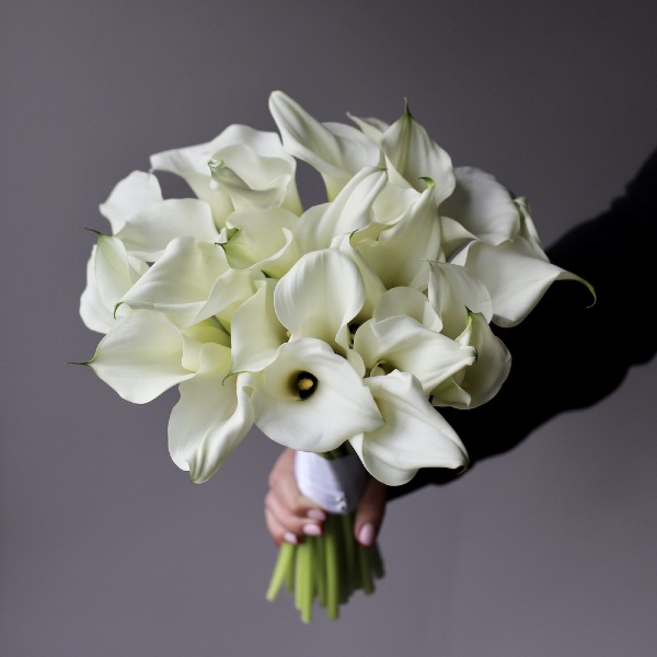 Bridal bouquet of Calla Lilies  - Размер M