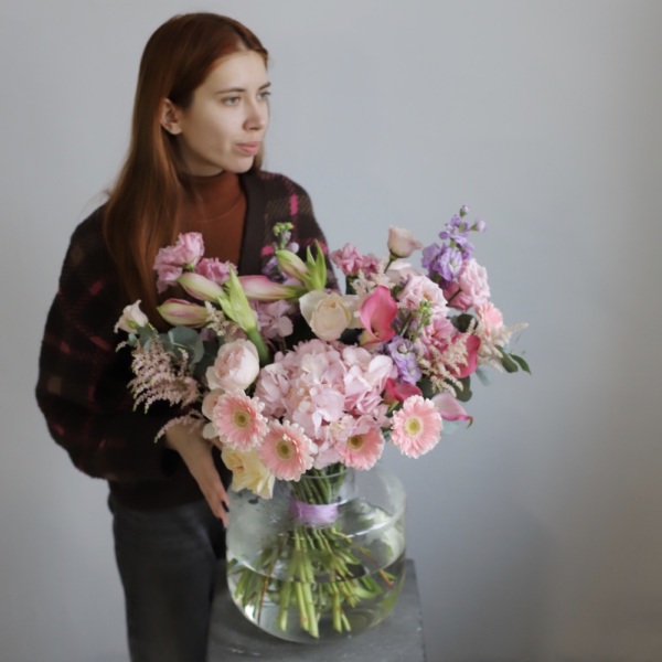 Pink bouquet in a vase - Размер L