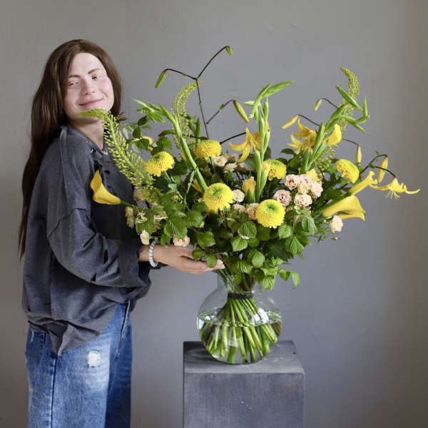 Sunny bouquet in a vase - Размер L