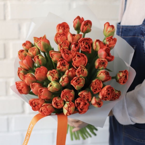 Orange Tulips - 49 тюльпанов