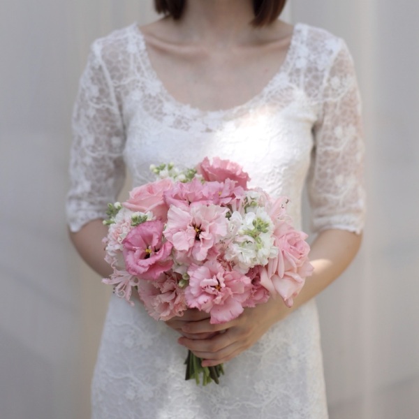 Set of classy round Bridal Bouquet and Groom Boutonniere -  Размер M 