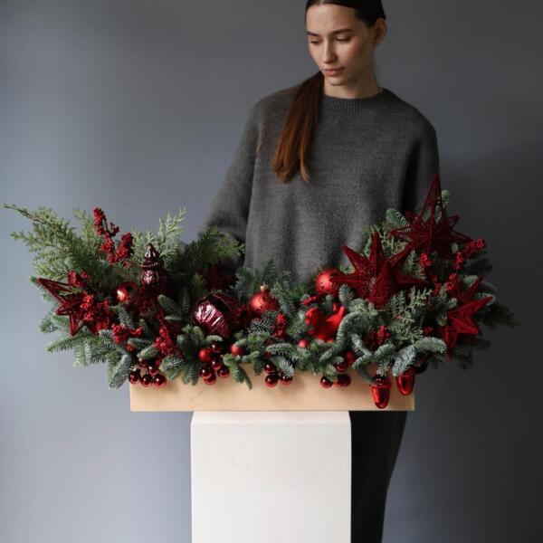 New Year's composition in a wooden box "Red velvet range" - Размер XL