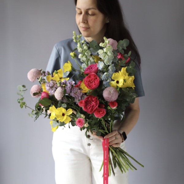 Flower subscription "Bunch" (4 deliveries) -  Размер M 