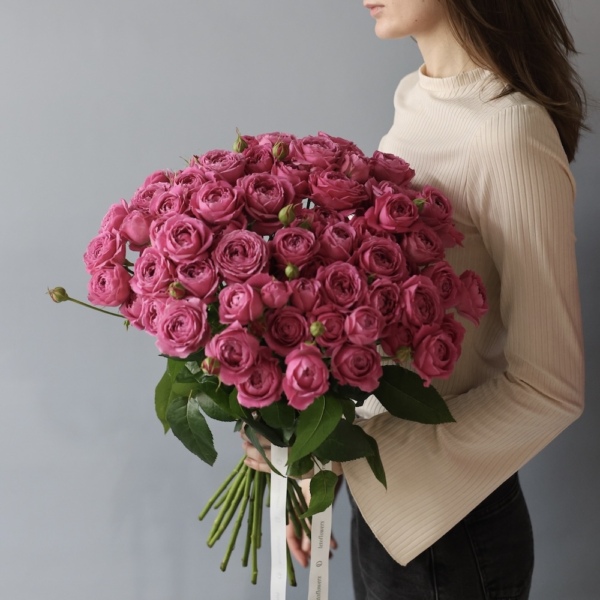 Misty Bubbles spray rose - 19 роз