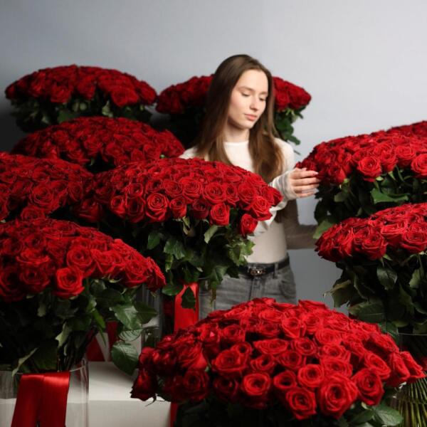 Flower set "Million scarlet roses" - Размер M