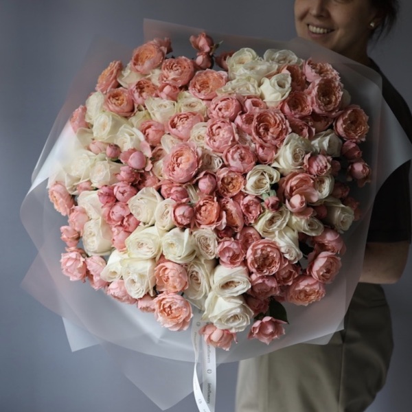 Garden roses with Spray garden roses - Размер XL