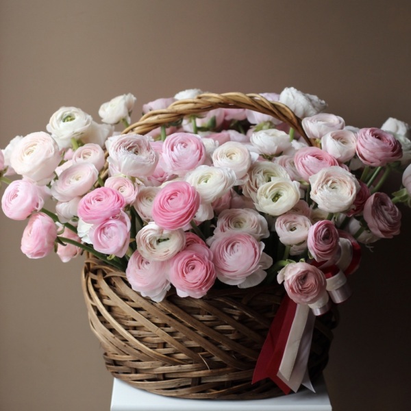 Ranunculus in a basket - Размер 2XL