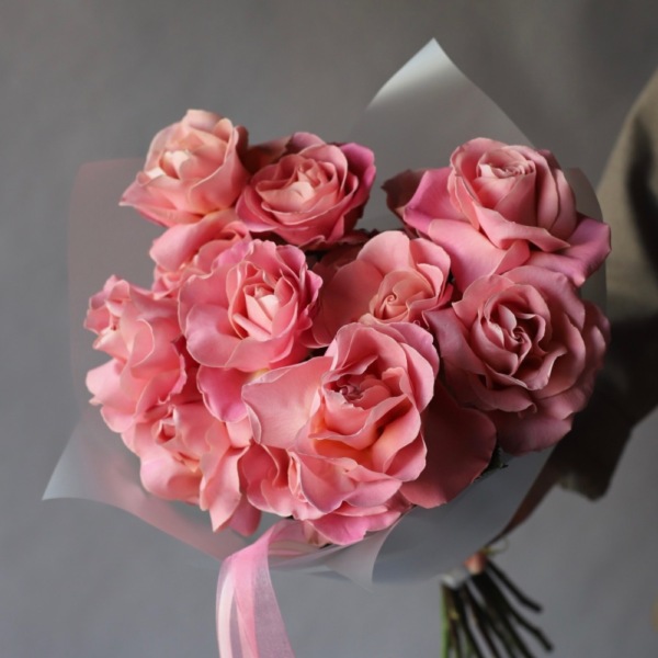 Bouquet of roses "Moscow sunset" - 15 роз