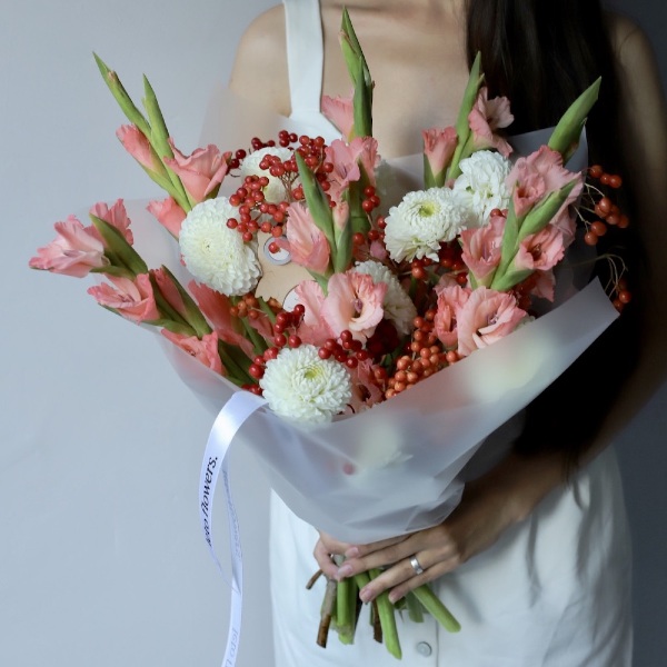 Bouquet for student "In the faraway kingdom" - Размер L