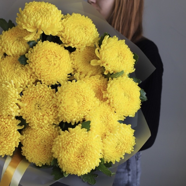 Large yellow Chrysanthemum -  19 хризантем 