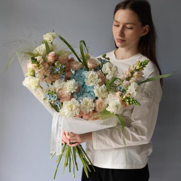 Surprise on a florist taste, light - Размер M