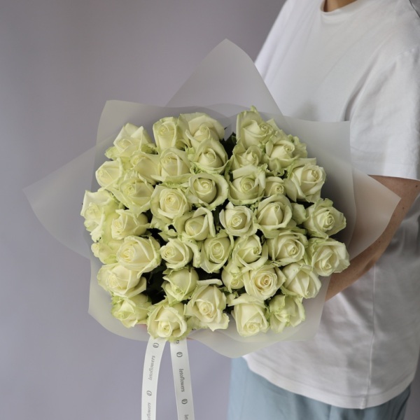 White roses - 39 роз