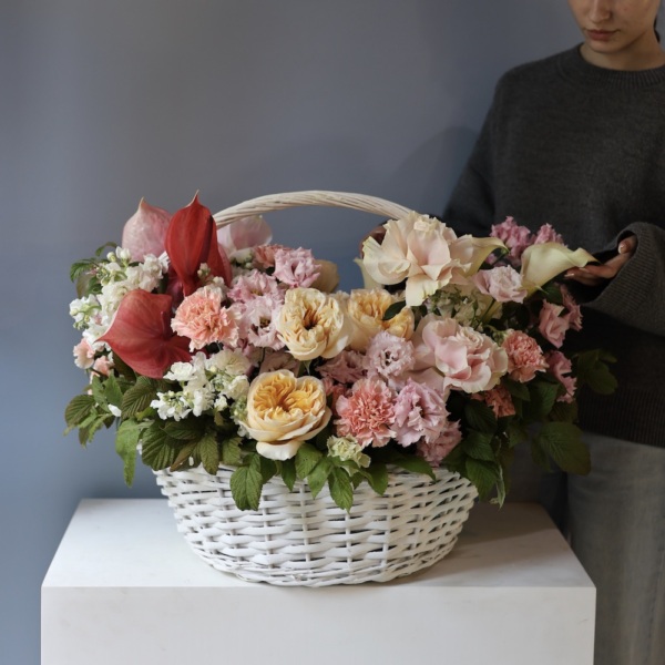 Signature basket-surprise, light -  Размер L 