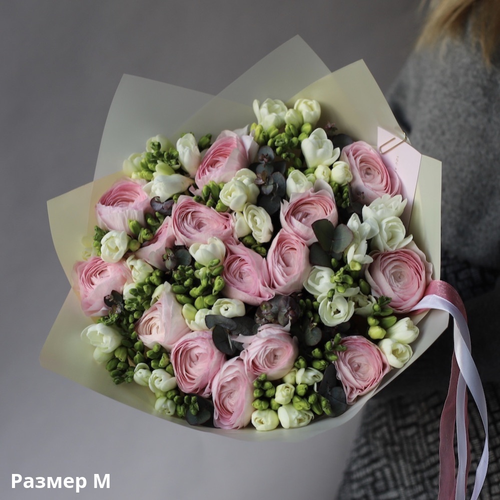 Ranunculus with Freesia Ranunculus with Freesia -  Размер M