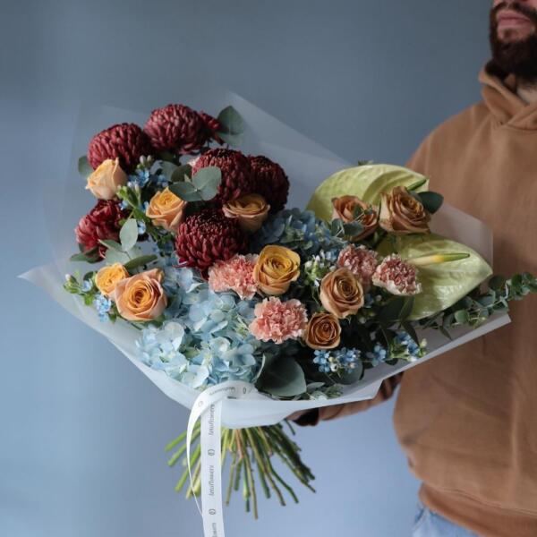 Signature bouquet "Virgo" - Размер M