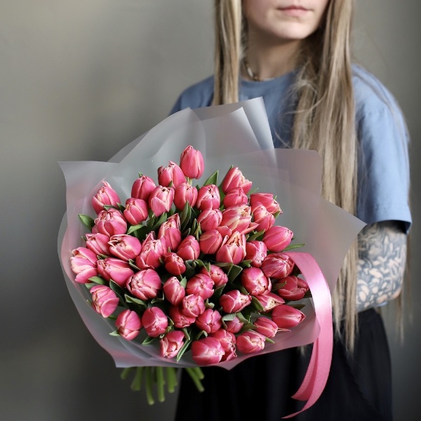 Bright-pink Tulips - 49 тюльпанов